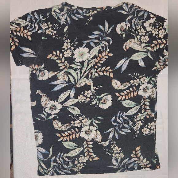 3 for $20* Superdry Floral Tee Sz M - Picture 5 of 5